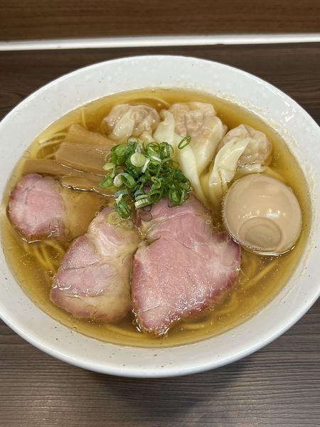 「塩特製中華そば950円」@中華そば さわの写真