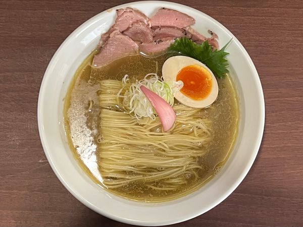 「煮干し醤油」@メヂカそば 吟魚の写真