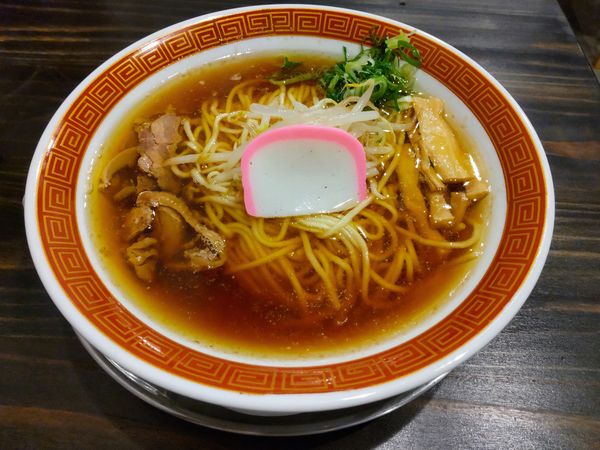 「らーめん正油①680円」@仲吉荘の写真