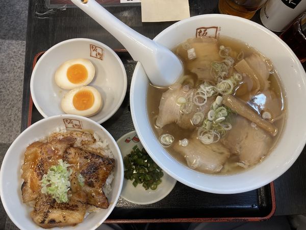 「炙り焼豚ごはんセット(喜多方ラーメン)+青唐」@喜多方ラーメン坂内 笹塚店の写真