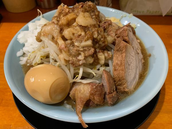「麺半分150g 全マシ」@ラーメン 盛太郎 神保町店の写真