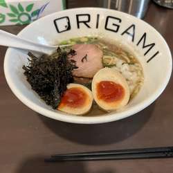 味玉煮干しそば(900円)