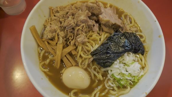 「特製ラーメン」@自家製中華そば 勢得の写真