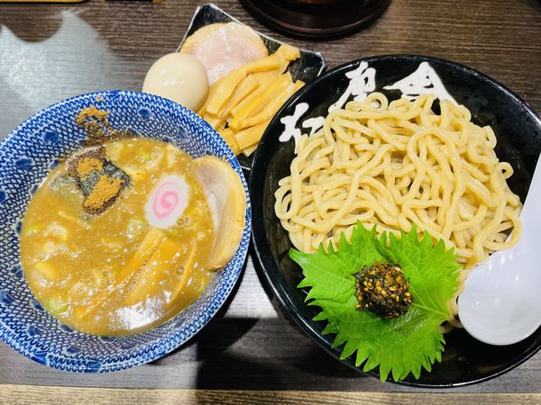 「生七味つけめん+お得三点盛り 1230円」@六厘舎 上野店の写真