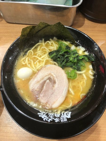 「ラーメン　730円」@町田商店 川崎駅西口店の写真
