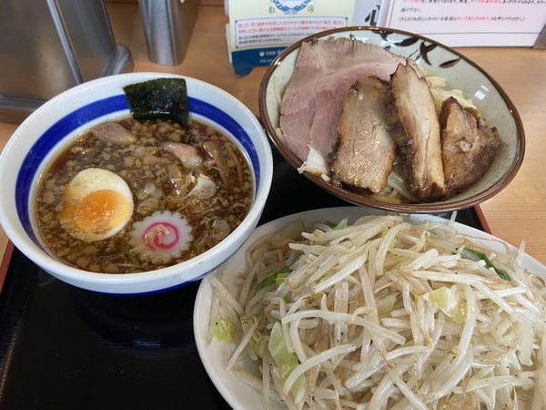 「3種のチャーシューもりそば」@佐貫大勝軒ゆうの写真