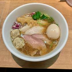 貝と牛の中華そば(醤油)特製