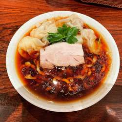 醤油(きりっと)手打ち麺＋ミックスワンタン