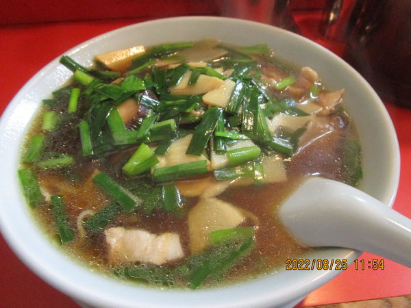 「ニラしいたけラーメン 950円」@十八番の写真