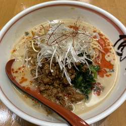【季節限定】担担冷麺　１０１０円