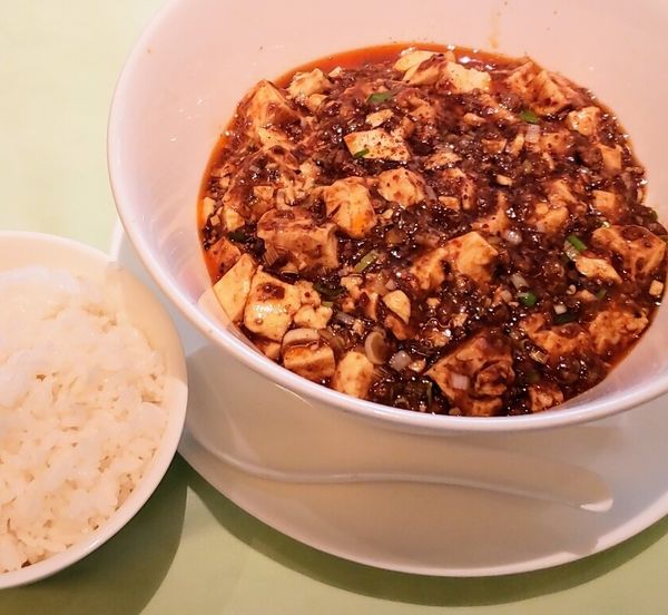 「汁なし激辛マーボー麺 1,800円＋白飯 360円」@中国料理 四川飯店の写真