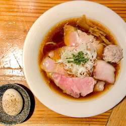 ★特製醤油そば🍜¥1,280