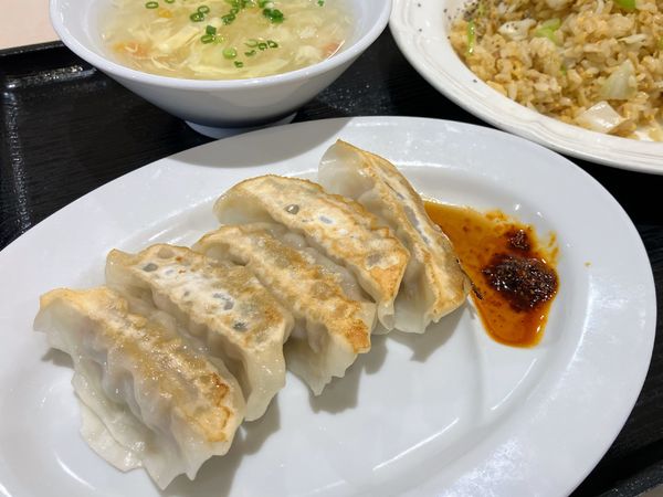 「セット餃子220円他」@王記厨房 千葉ニュータウン店の写真