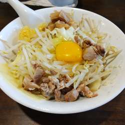 【数量限定】濃厚チーズ汁なしラーメン（￥850）