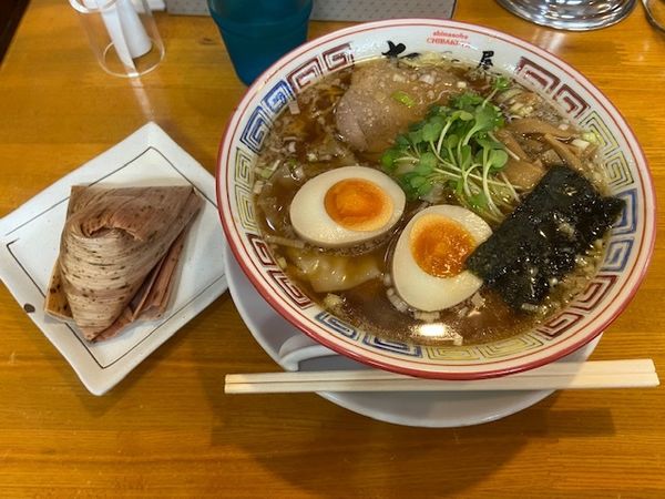 「ランチＢセット「ワンタンそば（醤油）＋中華ちまき」＋煮玉子」@ちばき屋 葛西店の写真