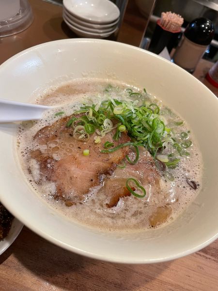 「博多豚骨らーめん」@幸心堂の写真