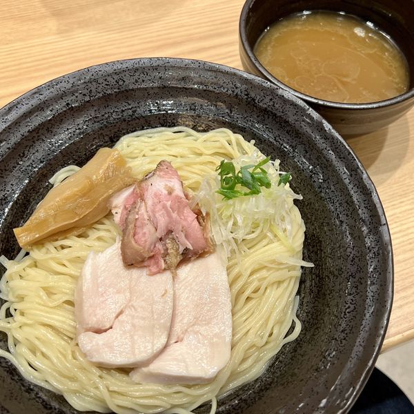 「塩つけ麺（中盛300g）」@焼きあご塩らー麺 たかはし 越谷レイクタウン店の写真