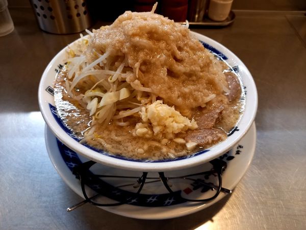 「塩ラーメン(野菜多め、あぶらマシマシ、にんにく少し)」@らーめん大 蒲田店の写真
