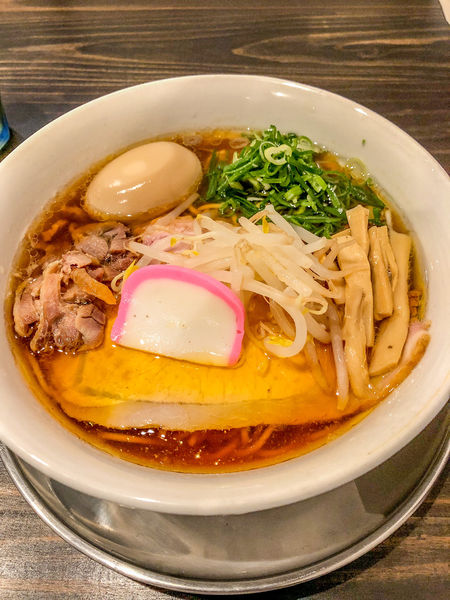 「らーめん醤油 特製」@仲吉荘の写真