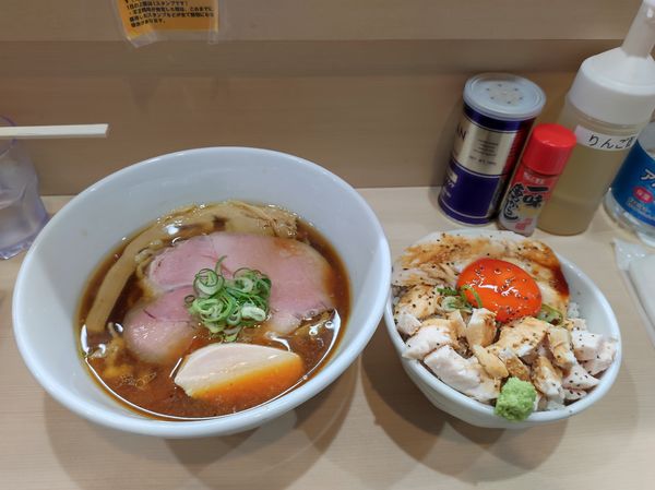 「中華そば　とり玉ご飯」@手揉み中華そば 中村の写真