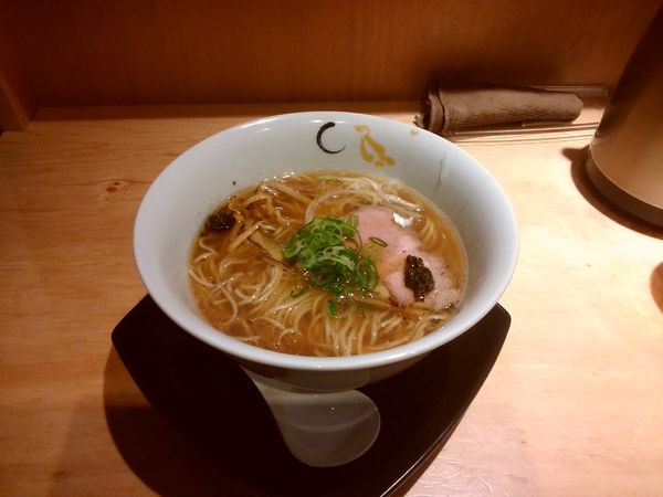 「真鯛と蛤の塩そば1,000円」@SOBAHOUSE 金色不如帰 新宿御苑本店の写真