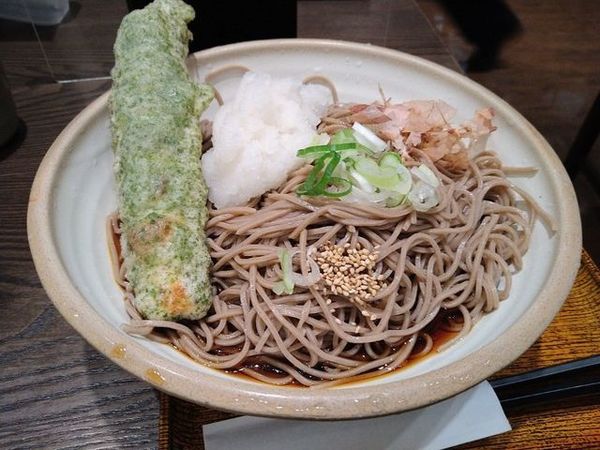 「おろしそば（ちくわ天トッピング）」@おらが蕎麦 京都アバンティ店の写真