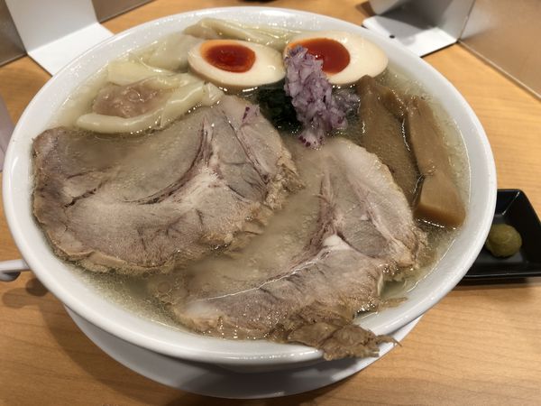 「特製中華そば塩」@中華そば 千乃鶏の写真