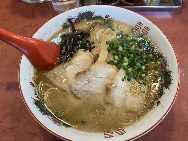 「とんこつラーメン＋チャーハン」@らーめんゲンコツ屋の写真