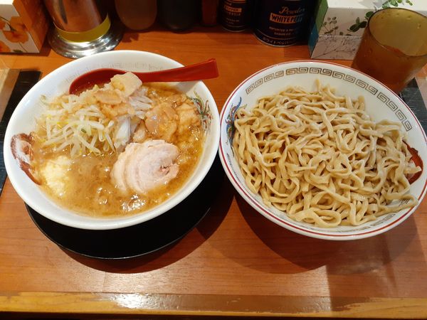 「大ラーメン、つけ麵券」@豚山 町田店の写真
