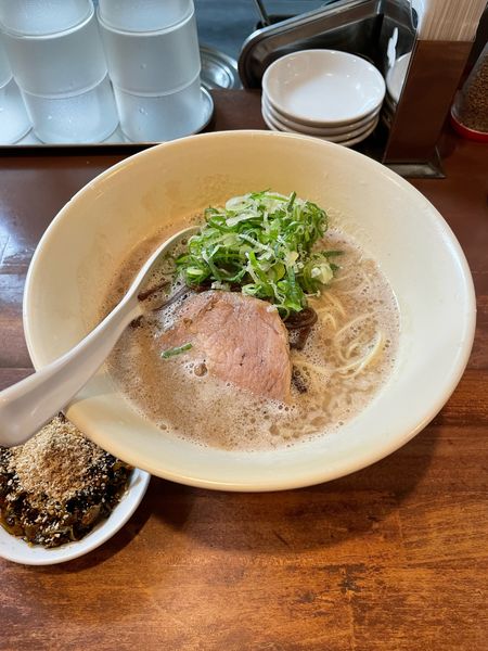 「博多豚骨らーめん」@幸心堂の写真