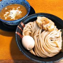 濃厚つけめん　中盛370g（1000円）、味玉（100円）