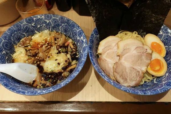 「特製つけ麺　980円」@肉厚わんたん麺と手作り焼売 ら麺亭 浅草支店の写真