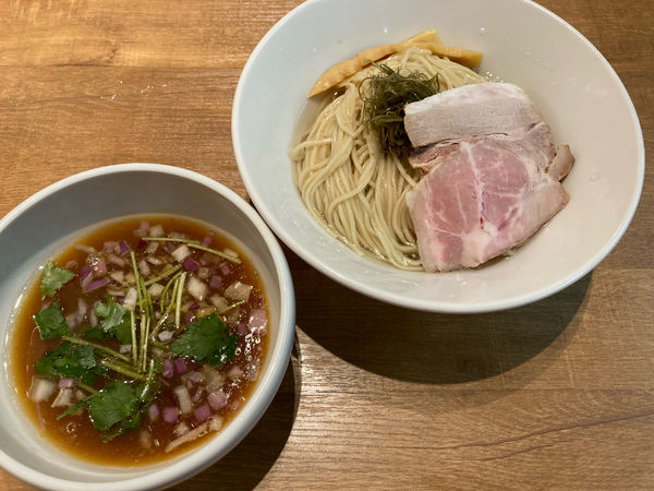 「貝と牛の昆布水つけ麺」@貝そばもぉむの写真