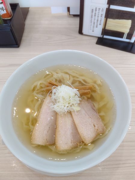 「会津山塩らぁ麺(極太ちぢれ麺)」@うえんで 喜多方店の写真