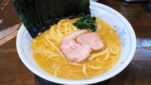「のりラーメン(麺硬め･味濃いめ)」@横浜家系ラーメン 中島家の写真