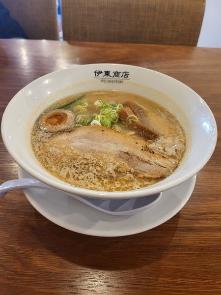 「味噌らーめん」@塩尻餃子食堂の写真