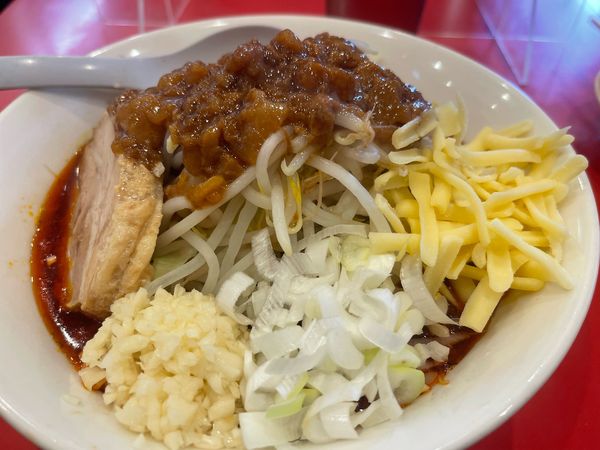 「辛ラーメン200g 3辛＋チーズ」@豚ゆうの写真