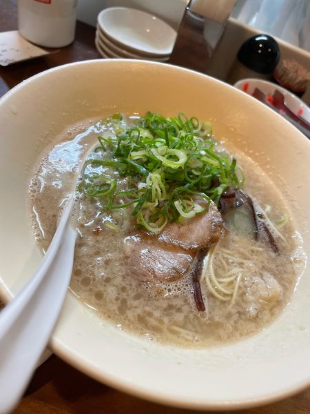 「博多豚骨らーめん」@幸心堂の写真
