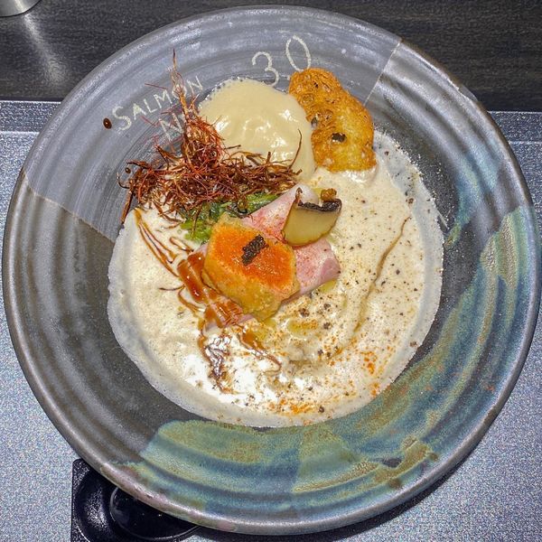 「ポルチーニサーモン ¥1,030 フレンチ和え玉 ¥300」@サーモンnoodle3.0の写真