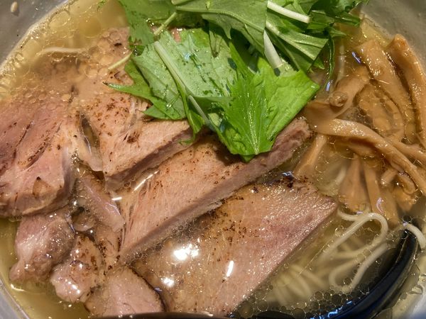 「塩らぁめん＋ちゃーしゅー」@麺屋 焔の写真