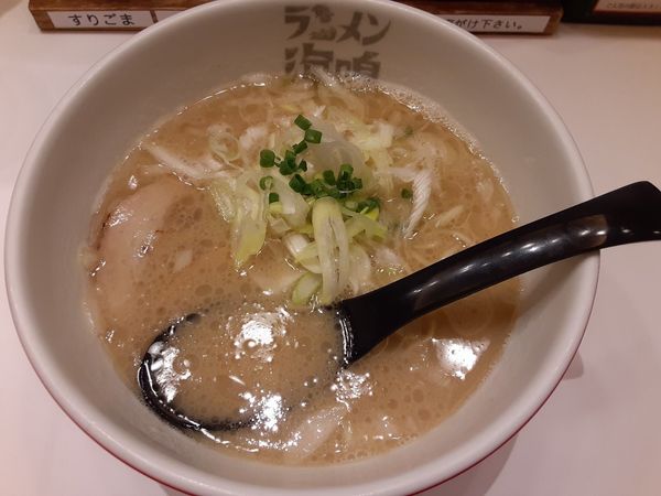 「魚介豚骨ラーメン　替え玉」@ラーメン海鳴 JRゲートタワー店の写真