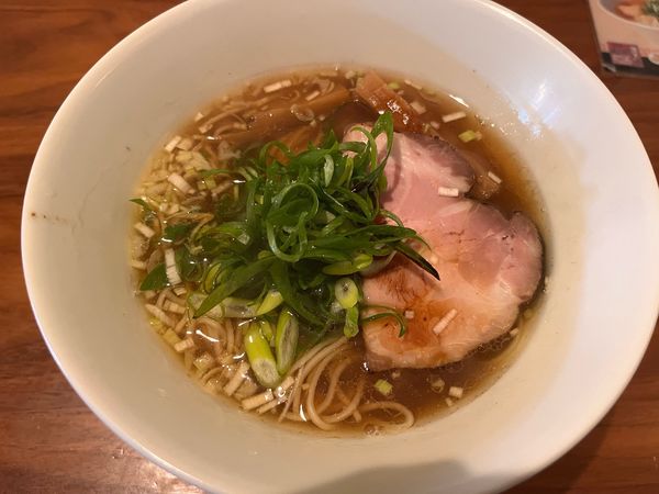 「醤油中華そば」@中華そば べぃしっくの写真