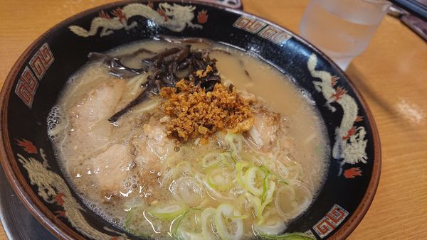 「豚とろラーメン」@鹿児島ラーメン 豚とろ 天文館本店の写真