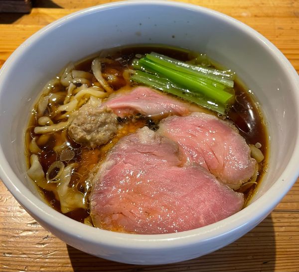 「「地鶏と鴨と煮干しの重ね中華そば」」@麺処 図鑑の写真