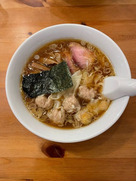 「ワンタンメン(950円)」@支那ソバ おさだの写真