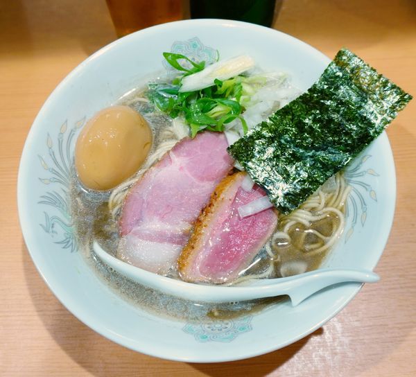「煮干中華蕎麦＋味玉＋瓶ビール」@北千住煮干中華蕎麦 かれんの写真