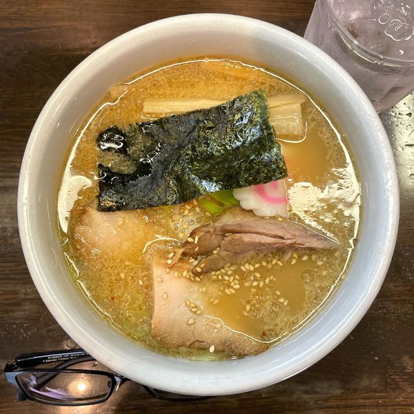「しょうゆらーめん」@らーめん 山頭火 渋谷店の写真