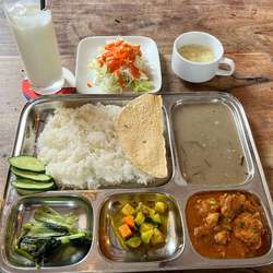 ダルバード880円ラッシー110円