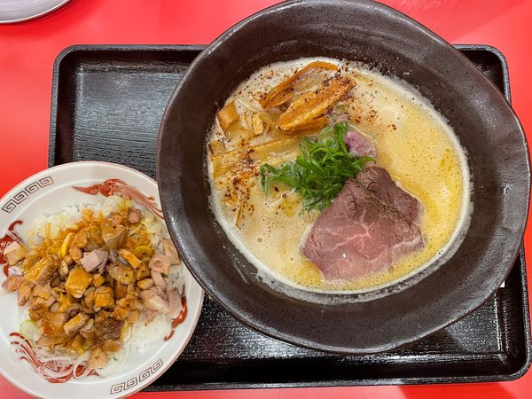 「鶏白湯ラーメン、肉葱めし」@Jikasei Mensho 渋谷パルコ店の写真