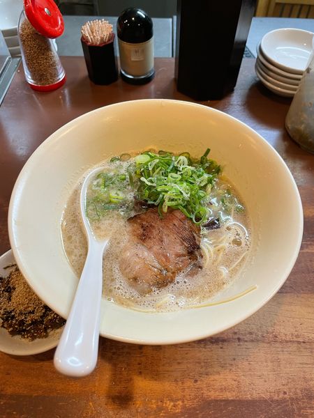 「博多豚骨らーめん」@幸心堂の写真